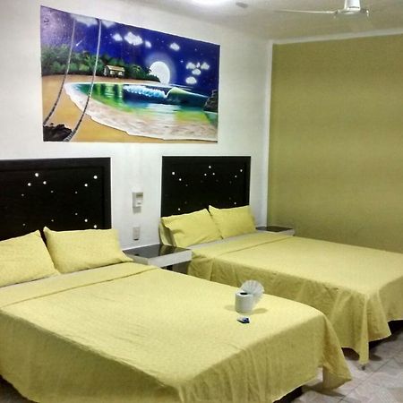 Hotel Arturo'S Zihuatanejo Buitenkant foto