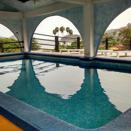 Hotel Arturo'S Zihuatanejo Buitenkant foto